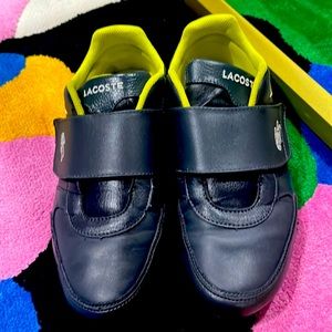 Used shoes for men 100% authentic very comfy and cheap